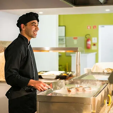 3hb Clube Humbria מלון דירות